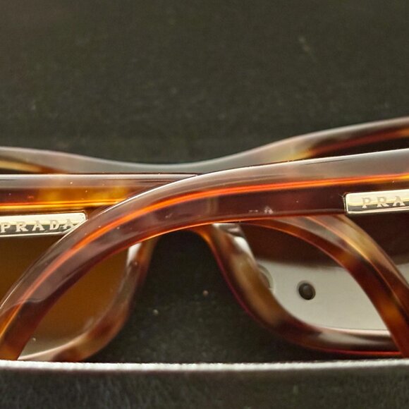 Genuine Vintage Prada Tortoiseshell Sunglasses SPR 03I - purchased new - Picture 3 of 11